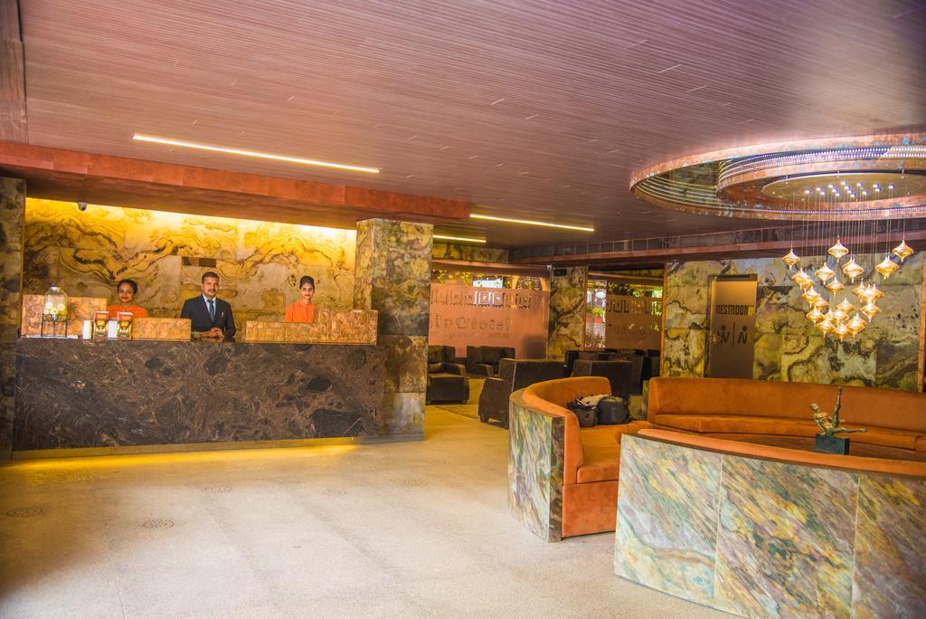 Infiniti Hotel And Spa Індаур Екстер'єр фото